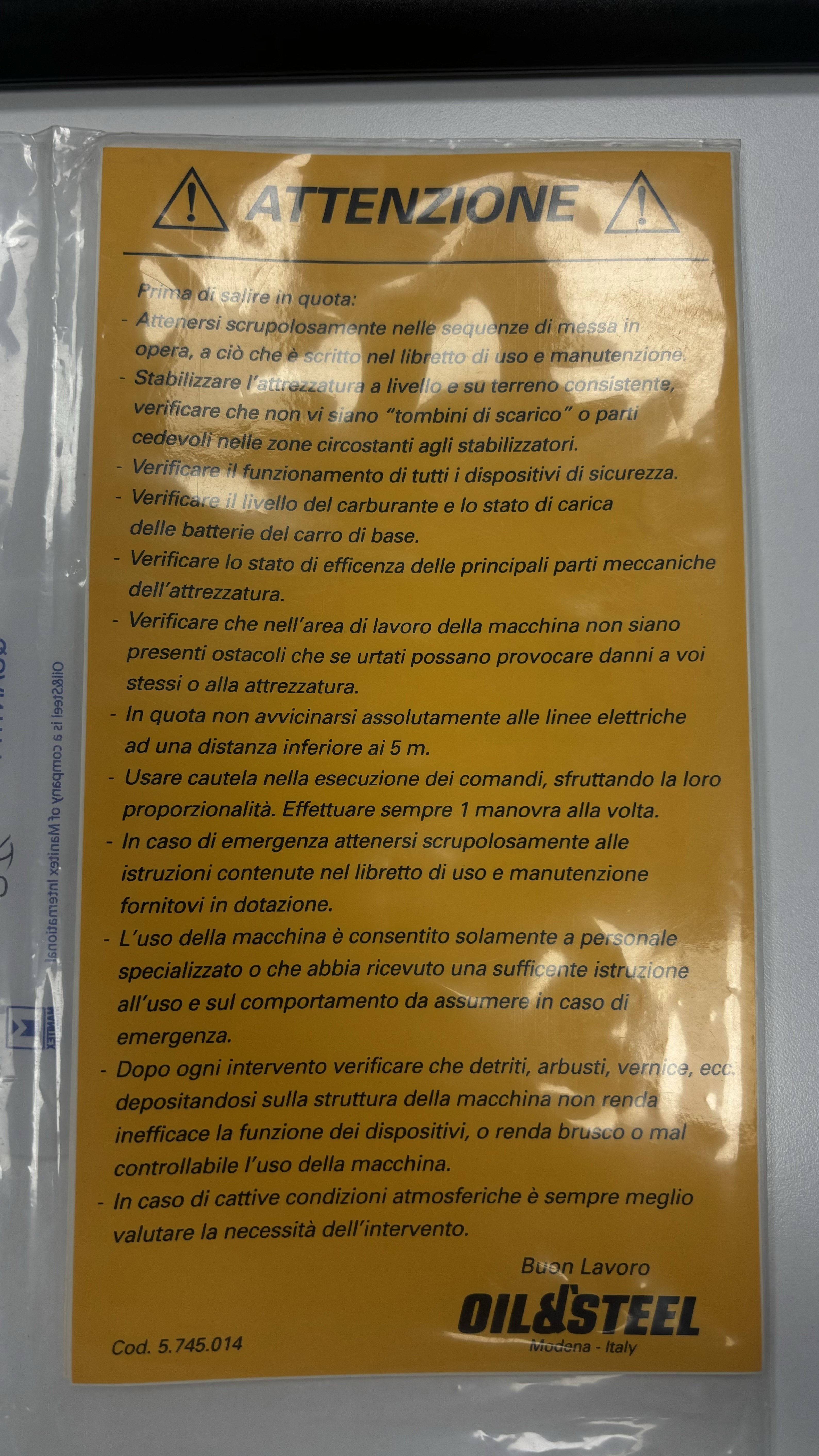Adesivo - codice 5745014