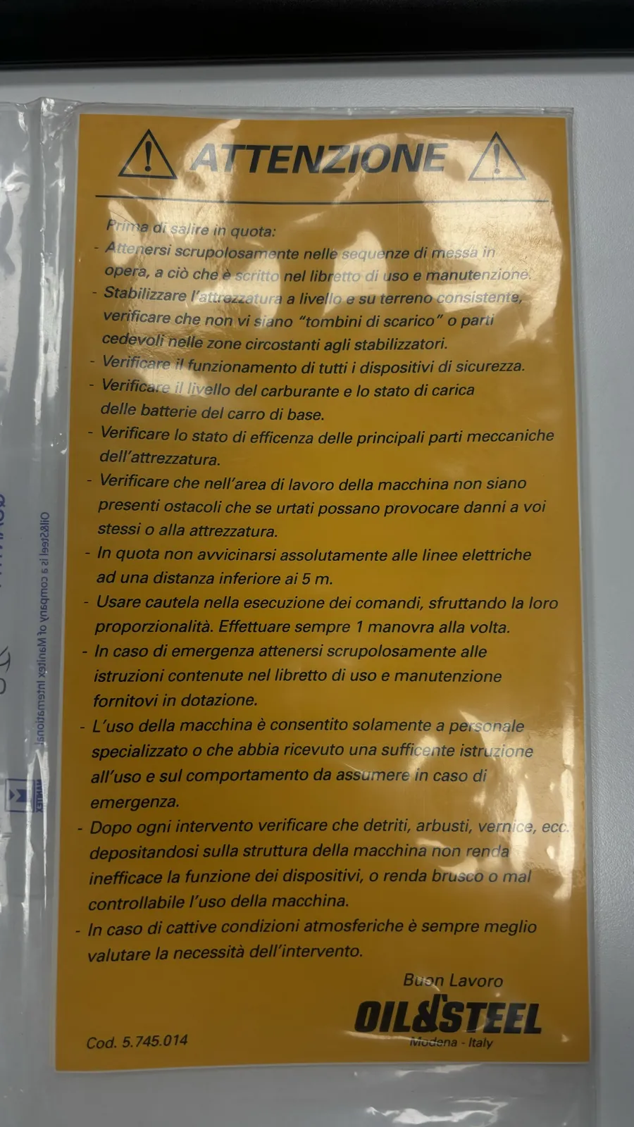 Adesivo - codice 17-5745014