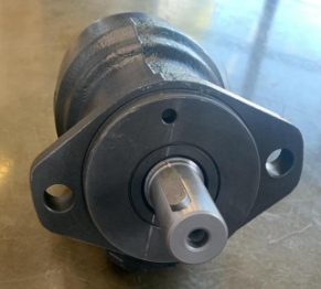 MOTORE IDRAULICO albero cilindrico con chiavetta - codice 105-OMR160