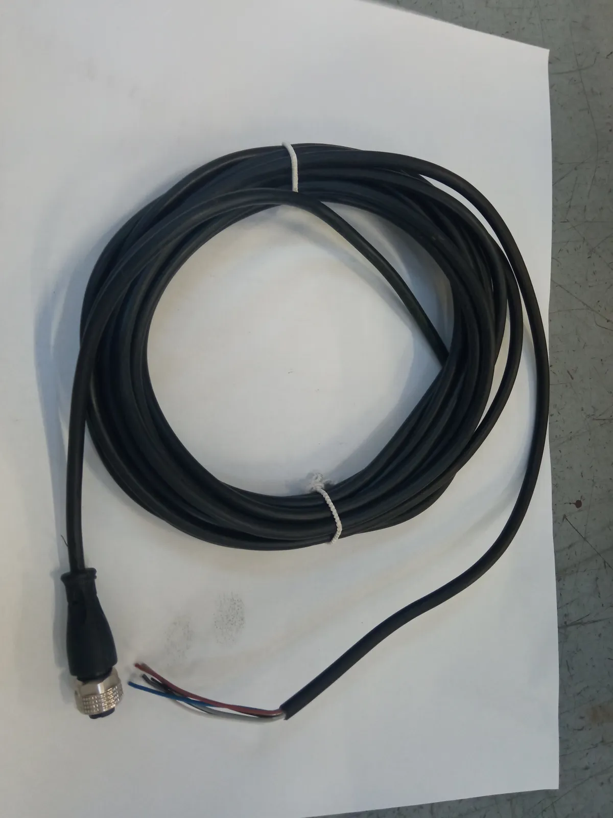 Connettore HTP femm. M12 dritto 5 poli + cavo nero in pvc - codice 34-54620470
