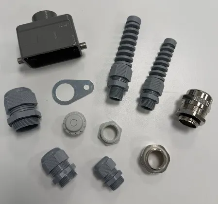 RECEPTACLE FOR PLUG CNE 10 - codice 09688